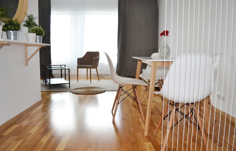 Anuntul Telefonic Inchirieri 3 Camere